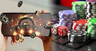 Filipino players enjoying mobile gaming on the fmb platform